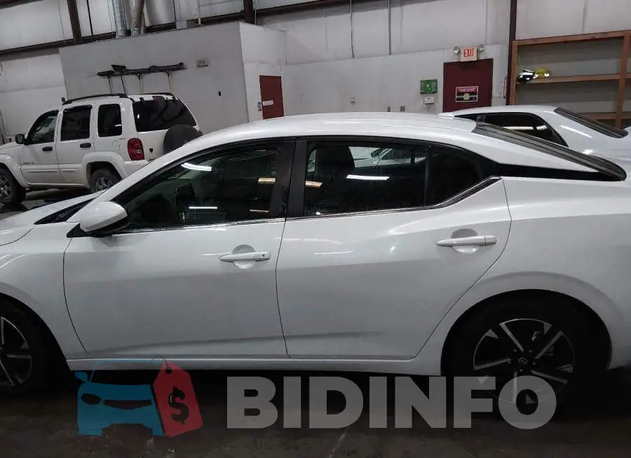 3N1AB8CV4RY252571 Photo# 14