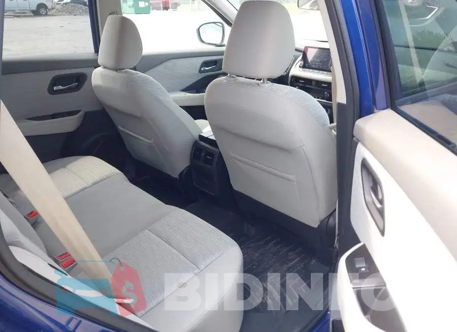 JN8BT3BBXNW331578 Photo# 8