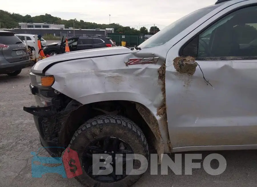 1GCPYCEF1MZ290692 Photo# 6