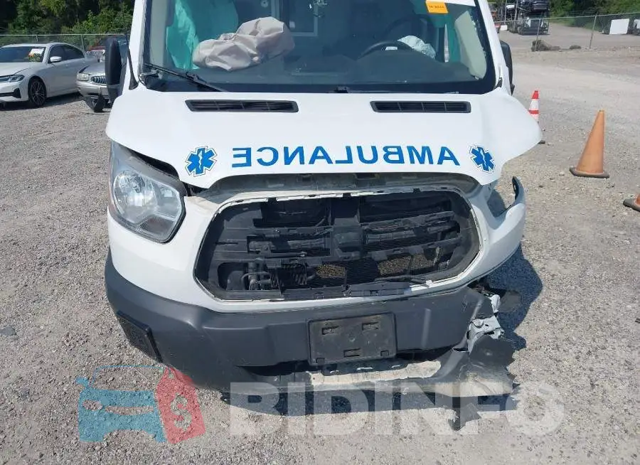 1FDYR2CM6JKB33270 Photo# 18