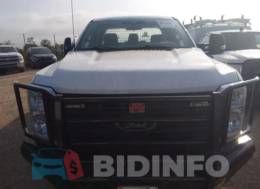 1FT7X2BA2REC22731 Photo# 15