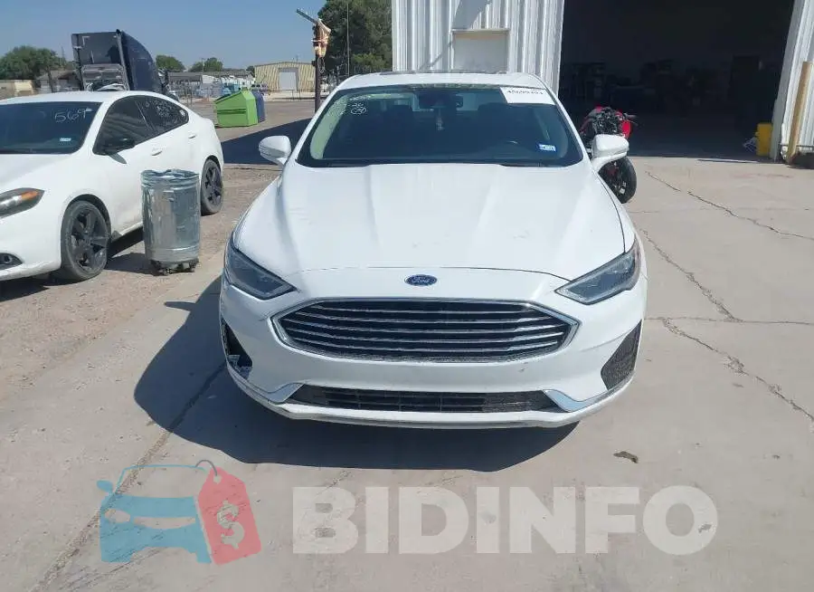 3FA6P0CDXKR142014 Photo# 13