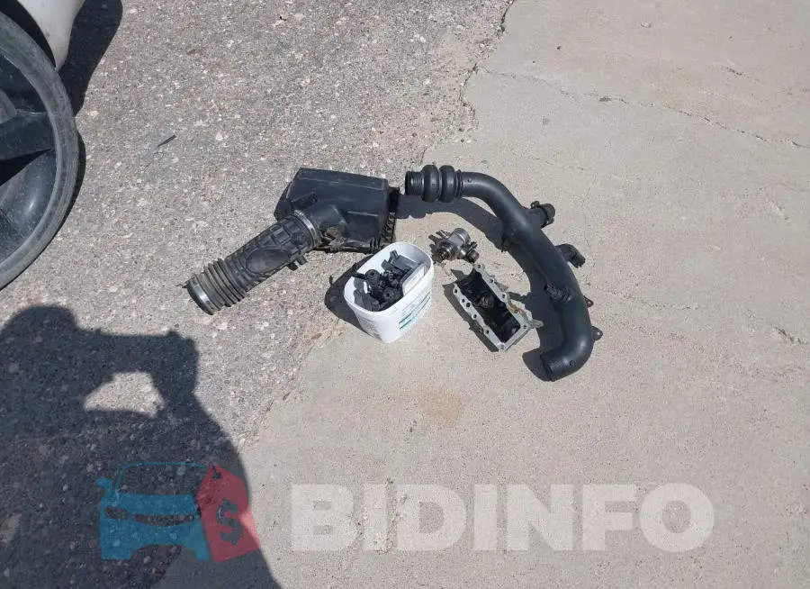 3FA6P0CDXKR142014 Photo# 12