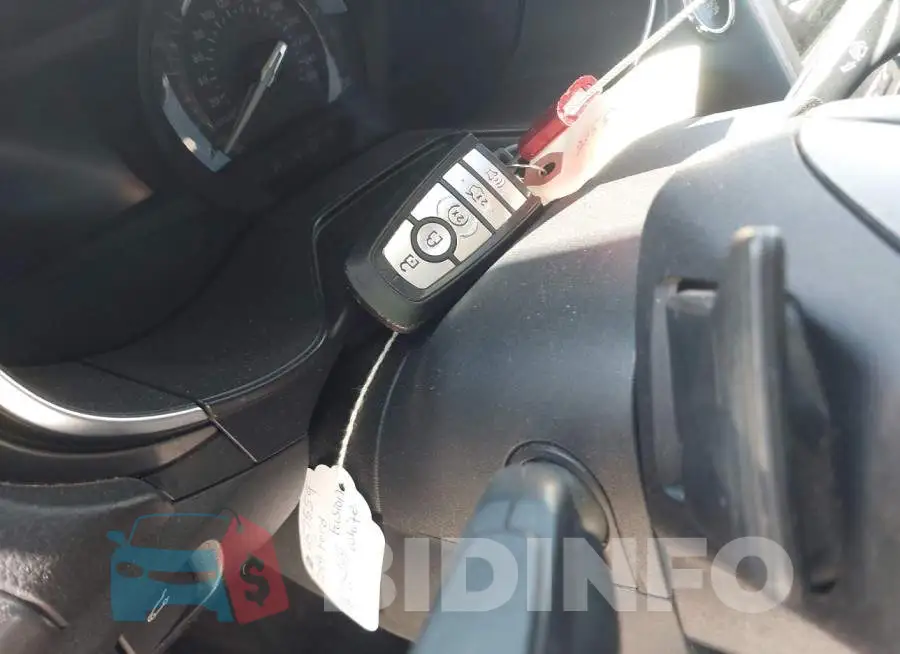 3FA6P0CDXKR142014 Photo# 11