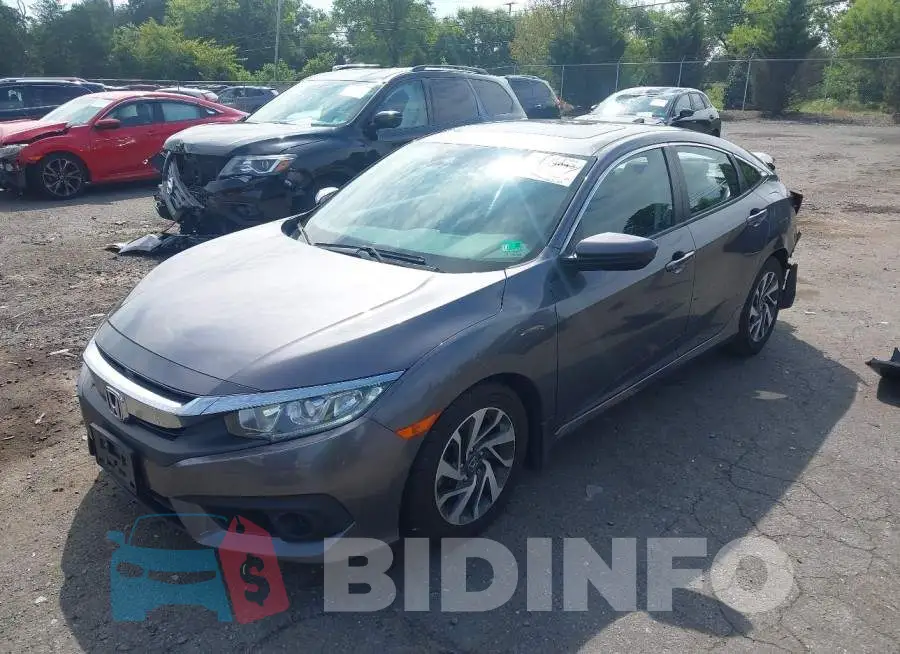 19XFC2F88HE050044 Photo# 2