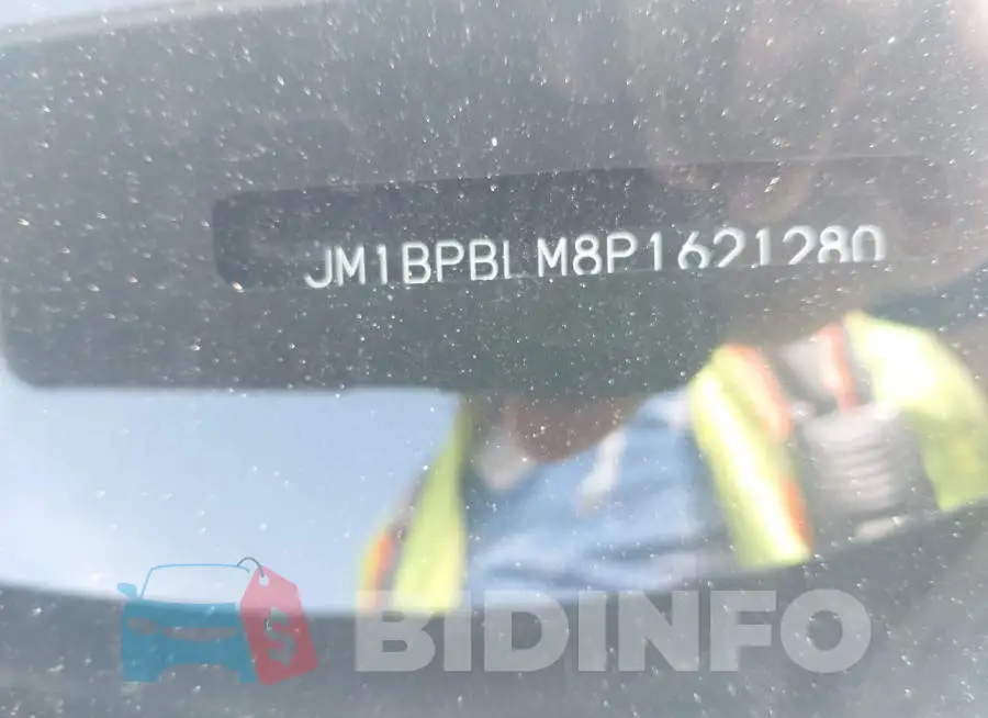 JM1BPBLM8P1621280 Photo# 9