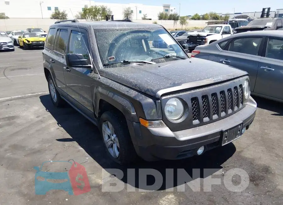 1C4NJPBB9HD203855 Photo# 1