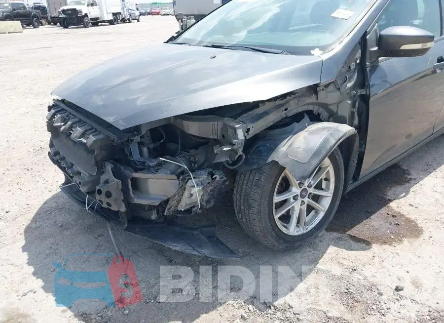 1FADP3F26GL360749 Photo# 6