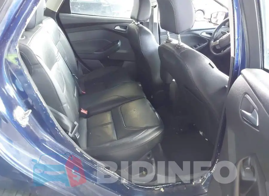 1FADP3K23GL321817 Photo# 8