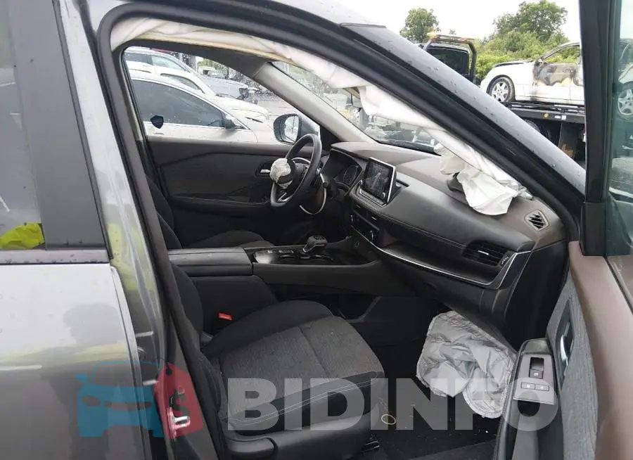 5N1BT3BA4PC899019 Photo# 5