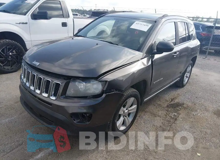 1C4NJCBA7GD628439 Photo# 2