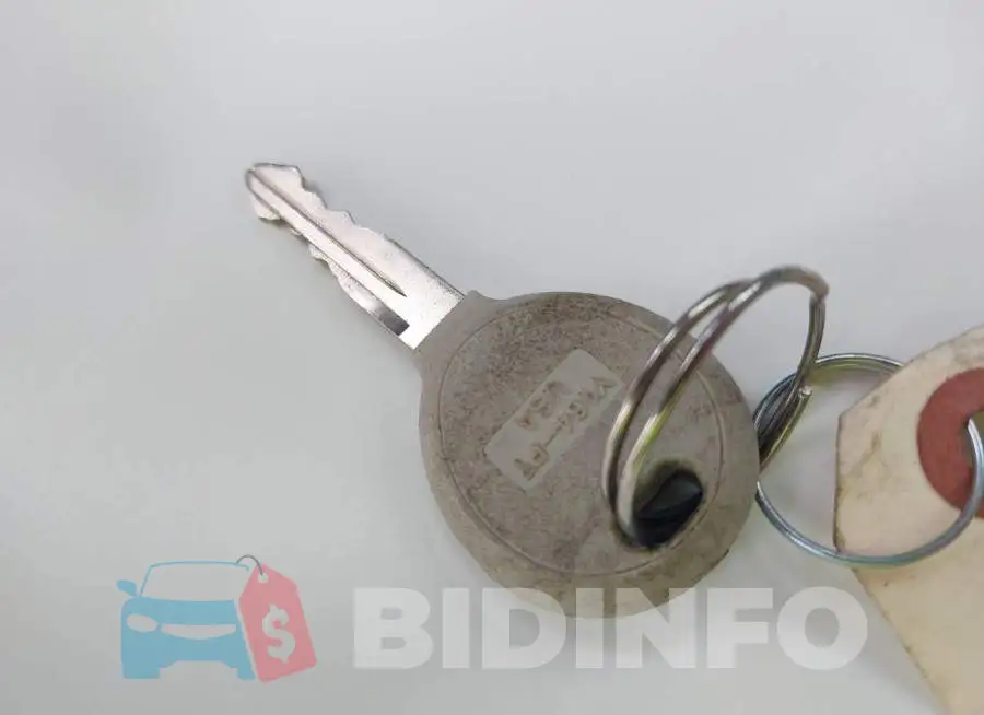 1C4NJDEB5GD681232 Photo# 11