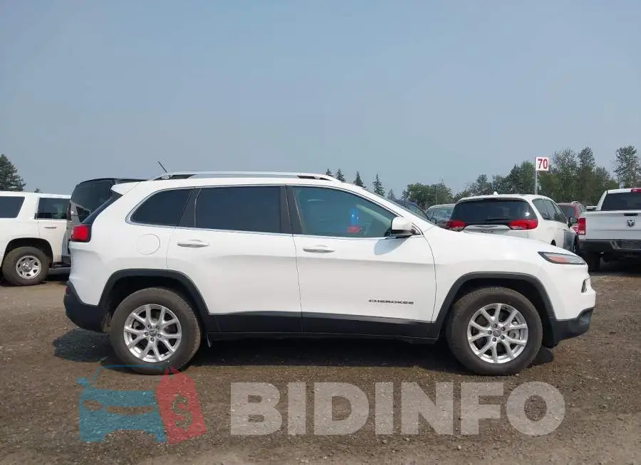 1C4PJMCB3JD528657 Photo# 13