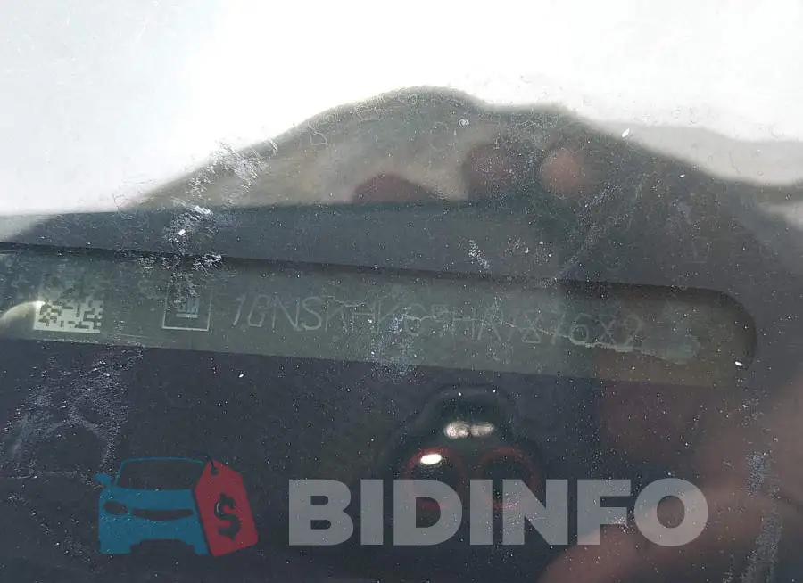 1GNSKHKC9HR187682 Photo# 9