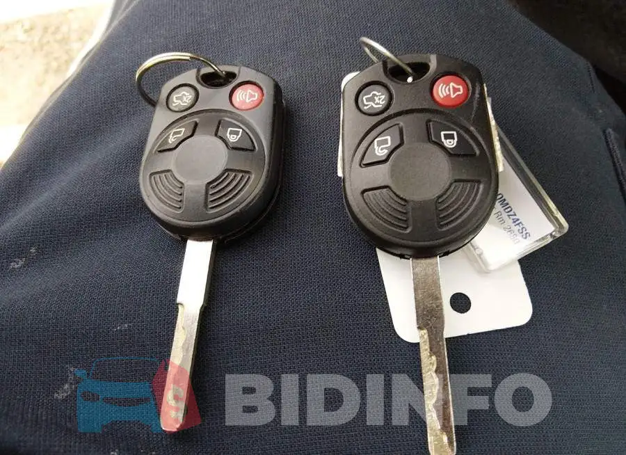 1FADP3F22JL328565 Photo# 11