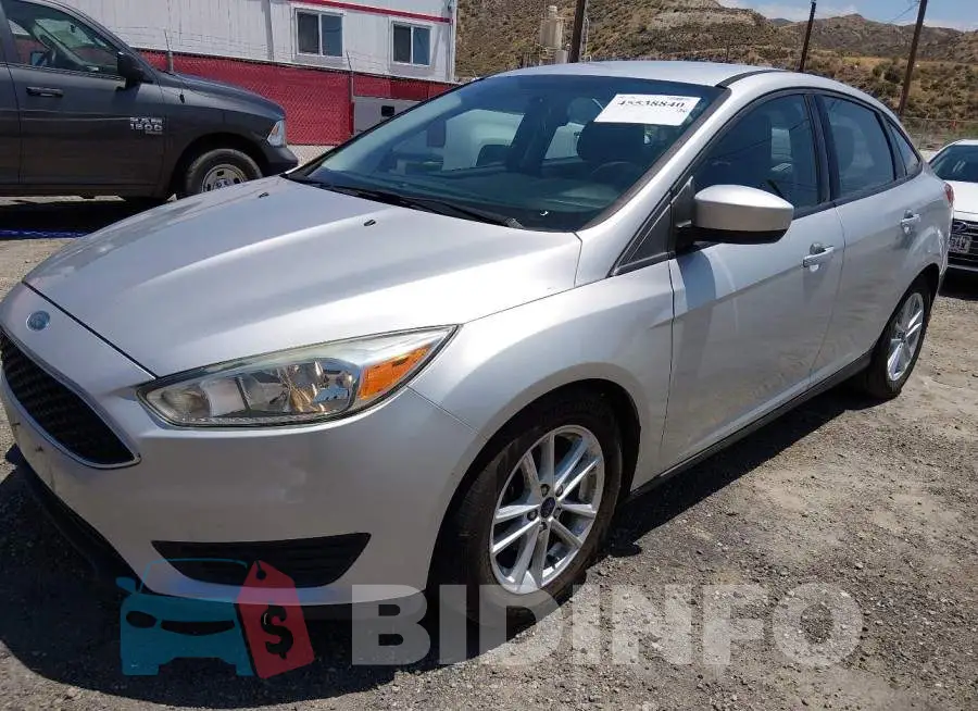 1FADP3F22JL328565 Photo# 2