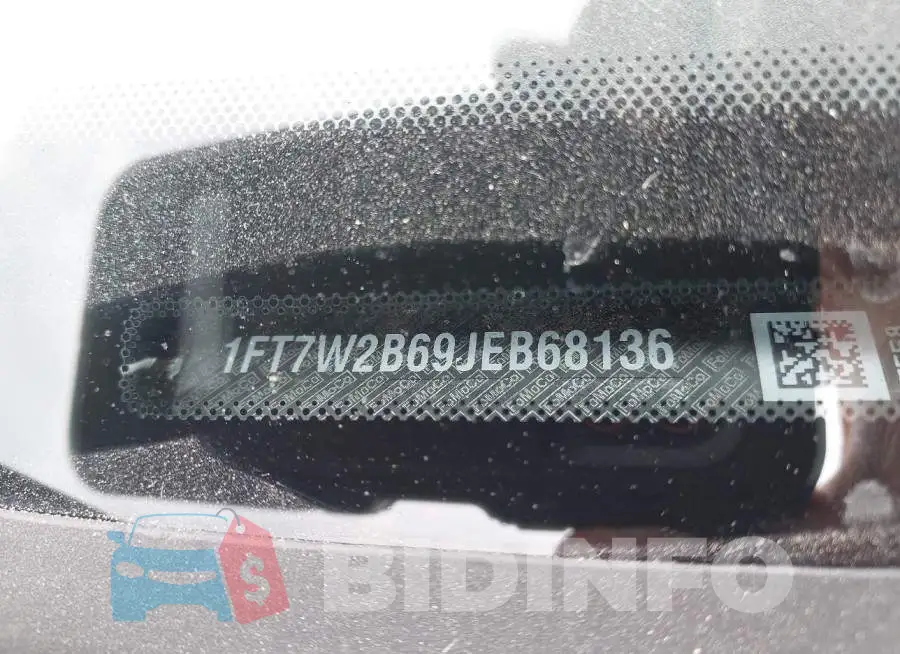 1FT7W2B69JEB68136 Photo# 9