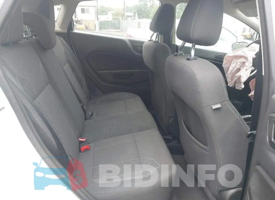 3FADP4EJXKM107228 Photo# 8
