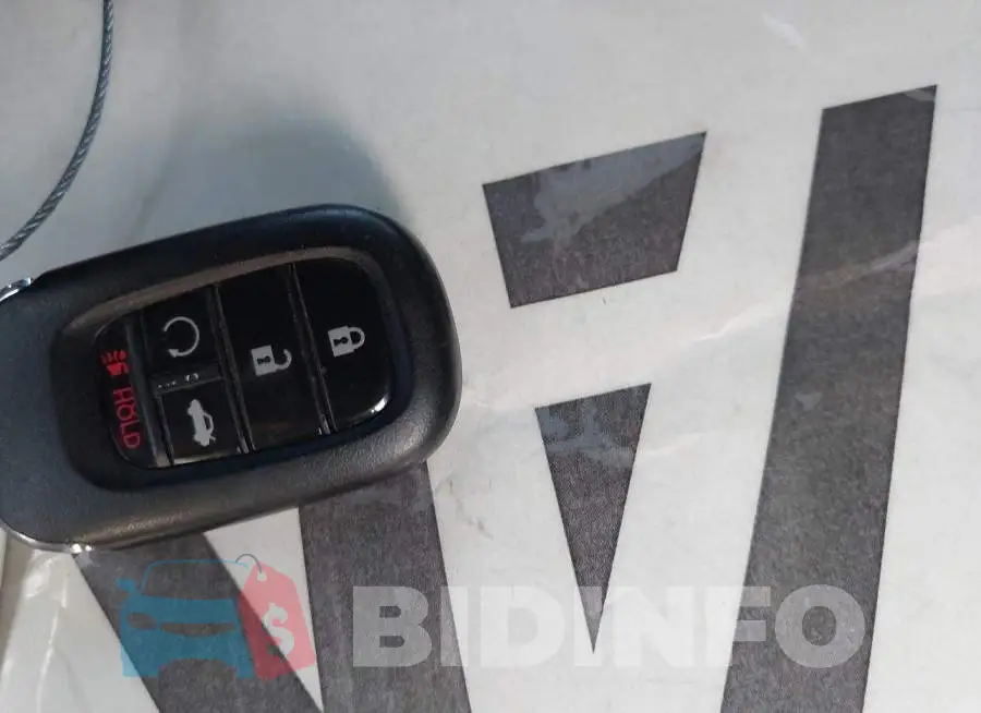 1HGCY1F30RA048099 Photo# 11