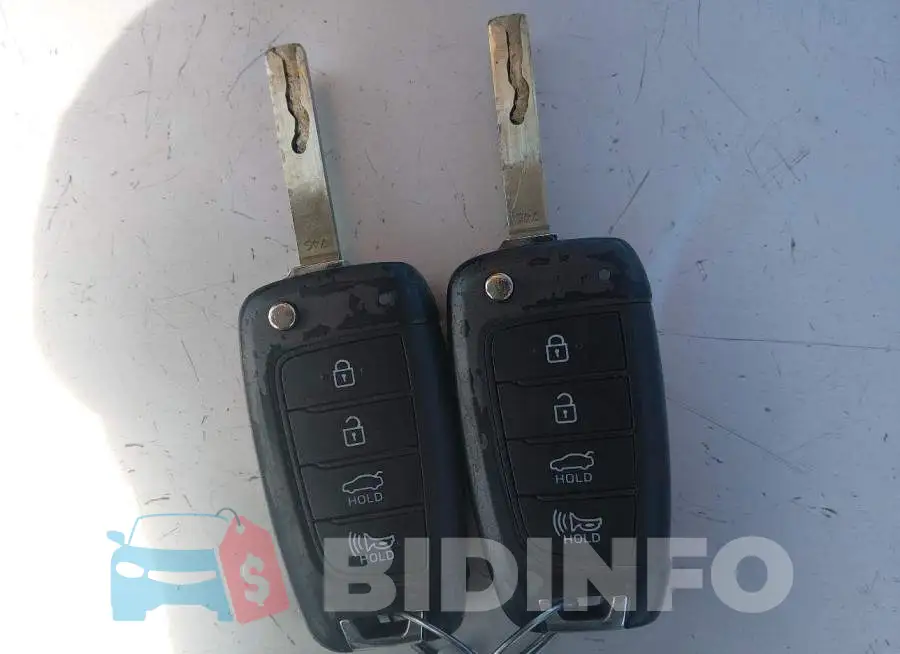 3KPC24A60ME130472 Photo# 11