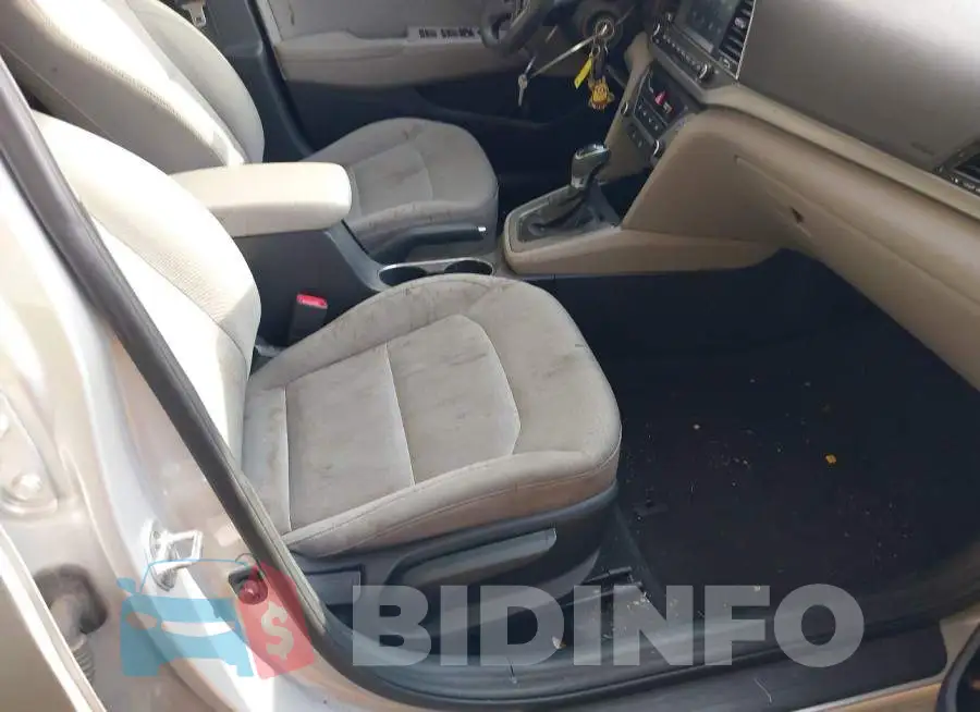 5NPD84LF5JH257354 Photo# 5