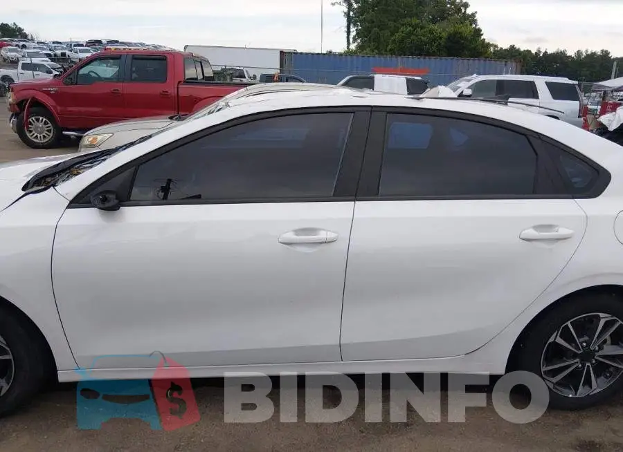 3KPF24AD1RE822629 Photo# 15