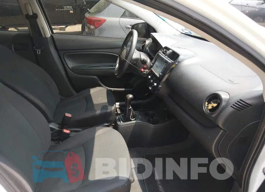 ML32F3FJ8KHF15069 Photo# 5
