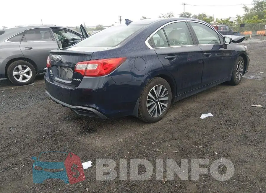 4S3BNAF68J3016975 Photo# 4