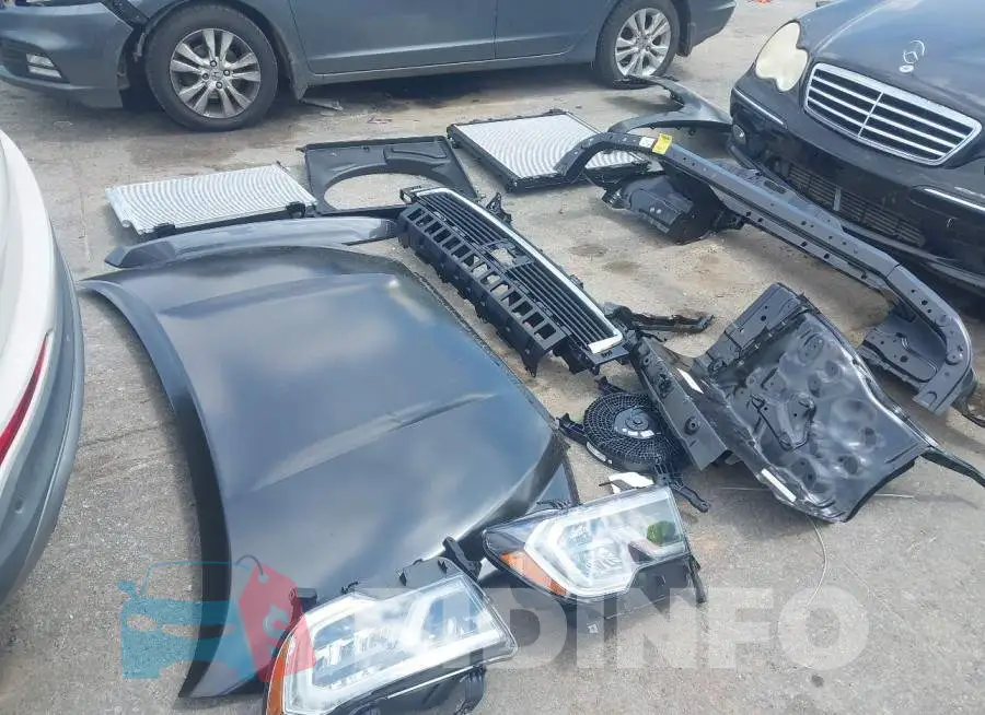 5TDBY5G11JS160089 Photo# 12