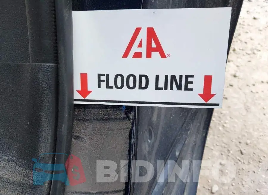 5YFB4MDE8SP258740 Photo# 6