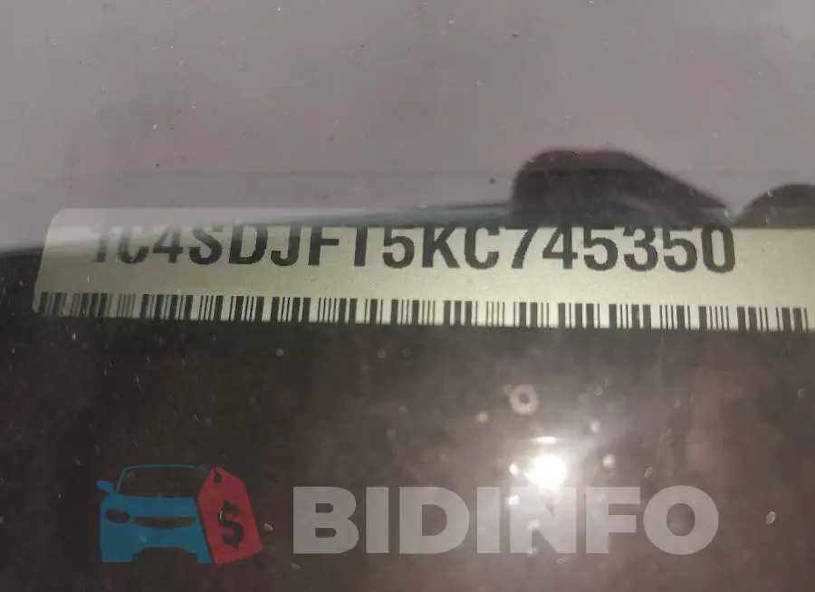 1C4SDJFT5KC745350 Photo# 9