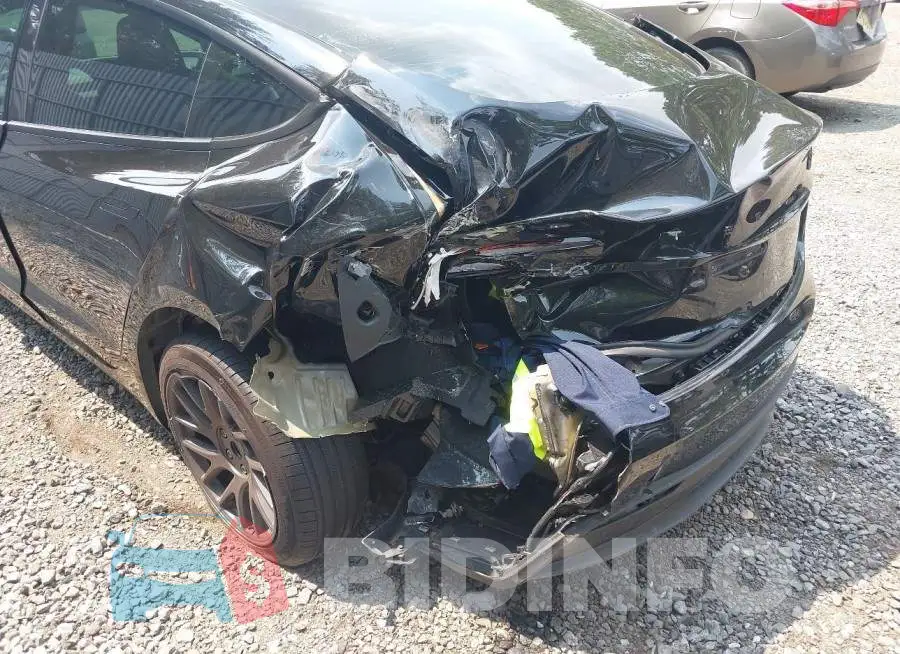 5YJ3E1EA6SF042070 Photo# 6