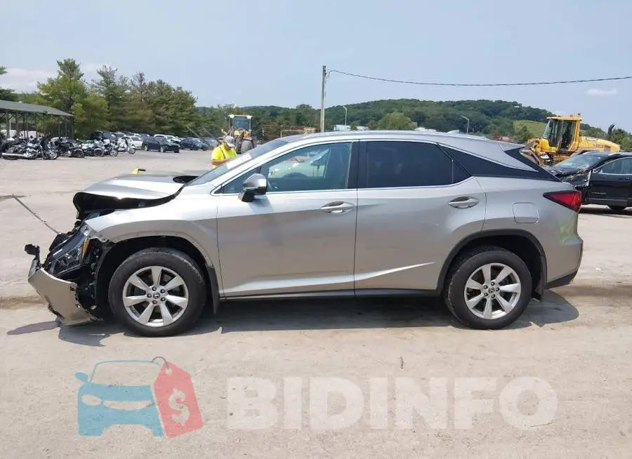 2T2BZMCA8KC185235 Photo# 14