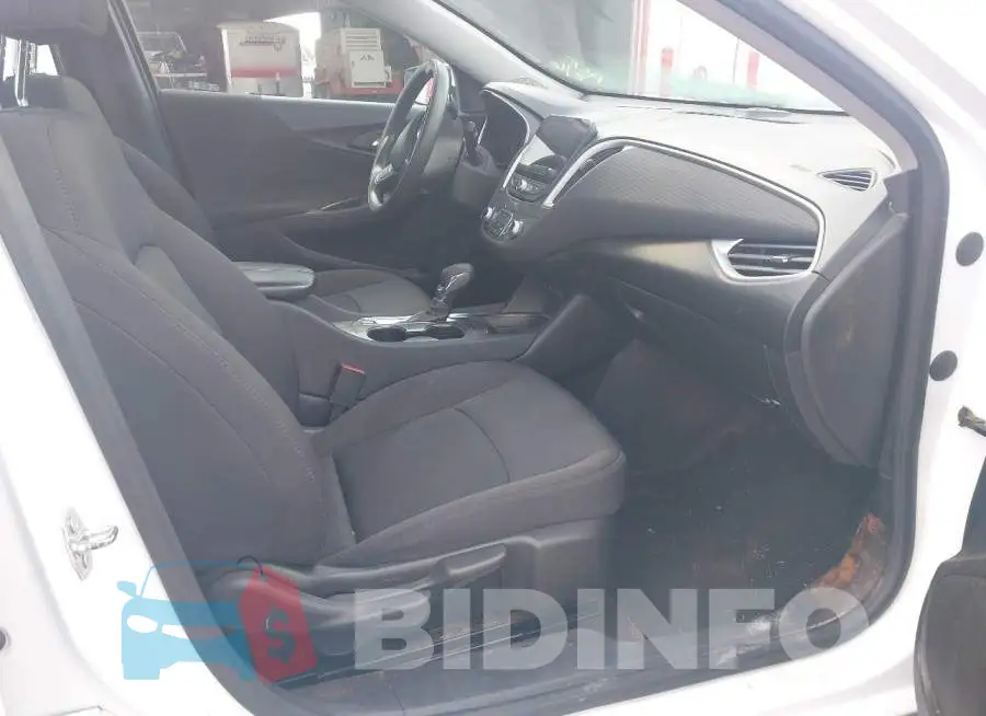 1G1ZD5ST9PF207194 Photo# 5