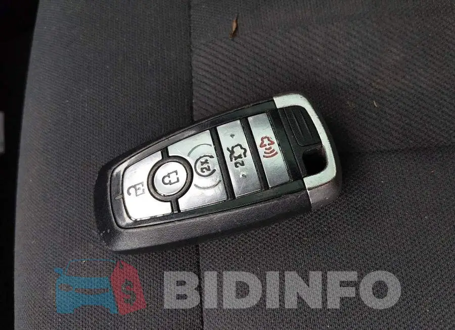 1FA6P8THXJ5162492 Photo# 11