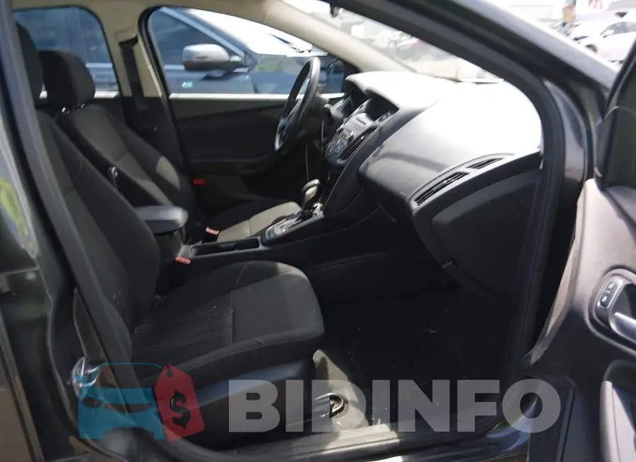 1FADP3FEXHL229769 Photo# 5