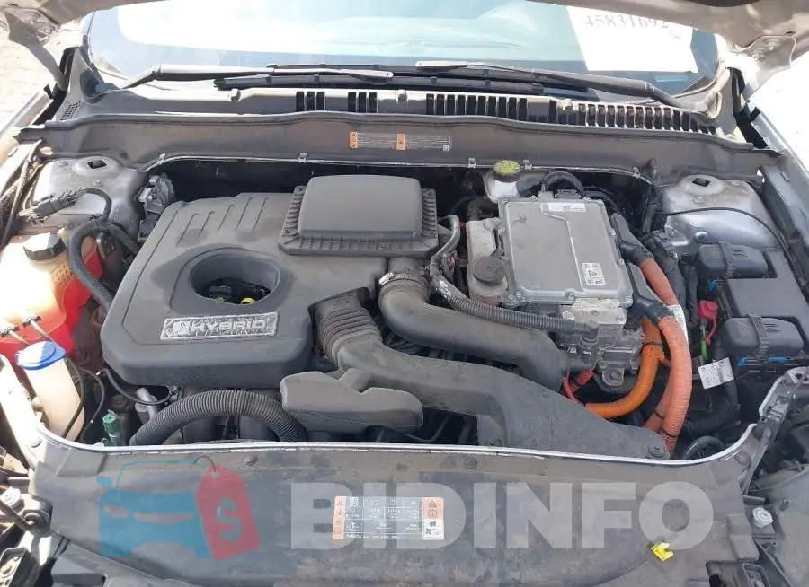 3FA6P0UU3JR141882 Photo# 10