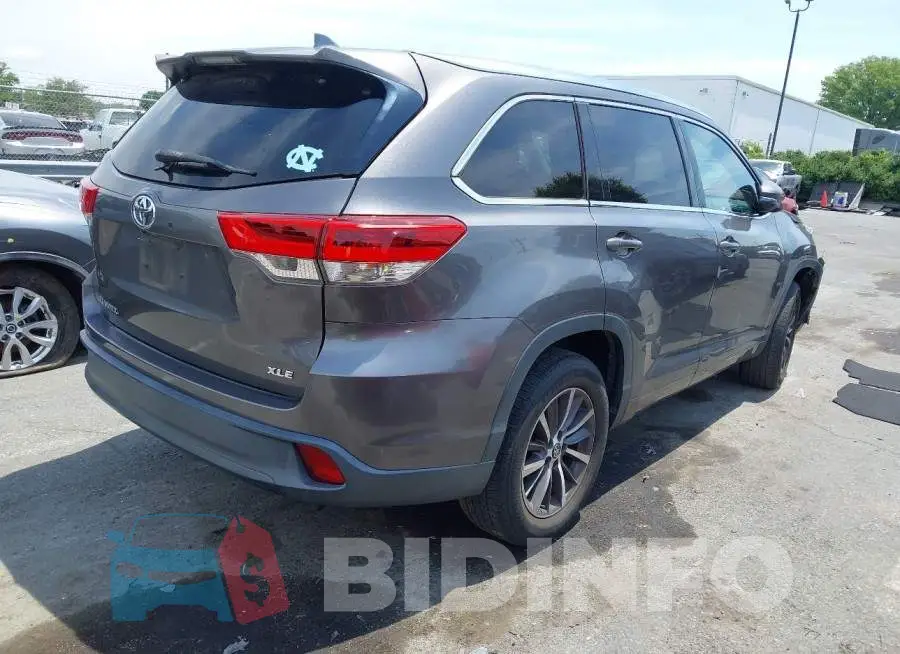 5TDKZRFH1JS538589 Photo# 4