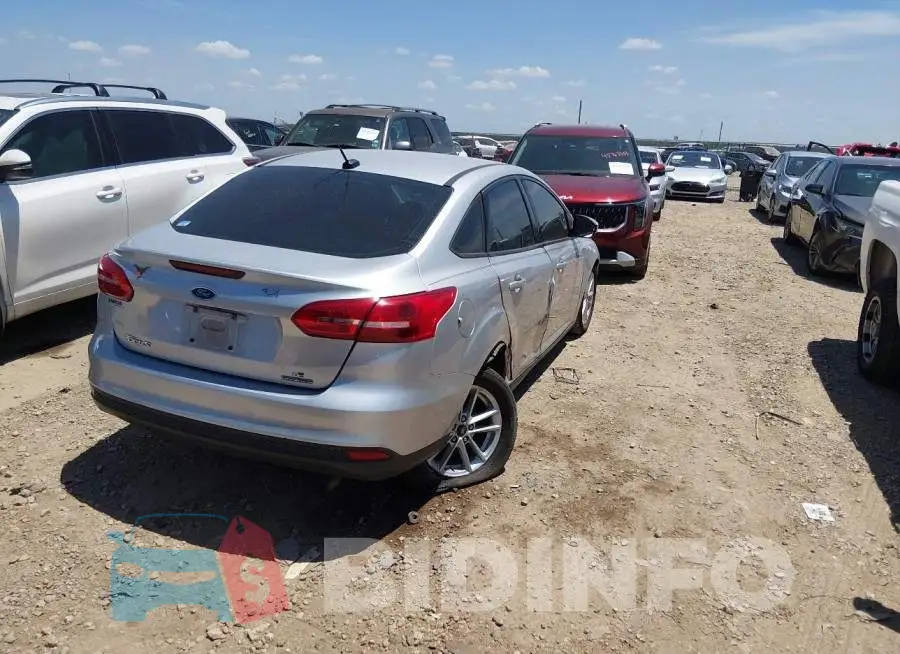 1FADP3F24GL284321 Photo# 4