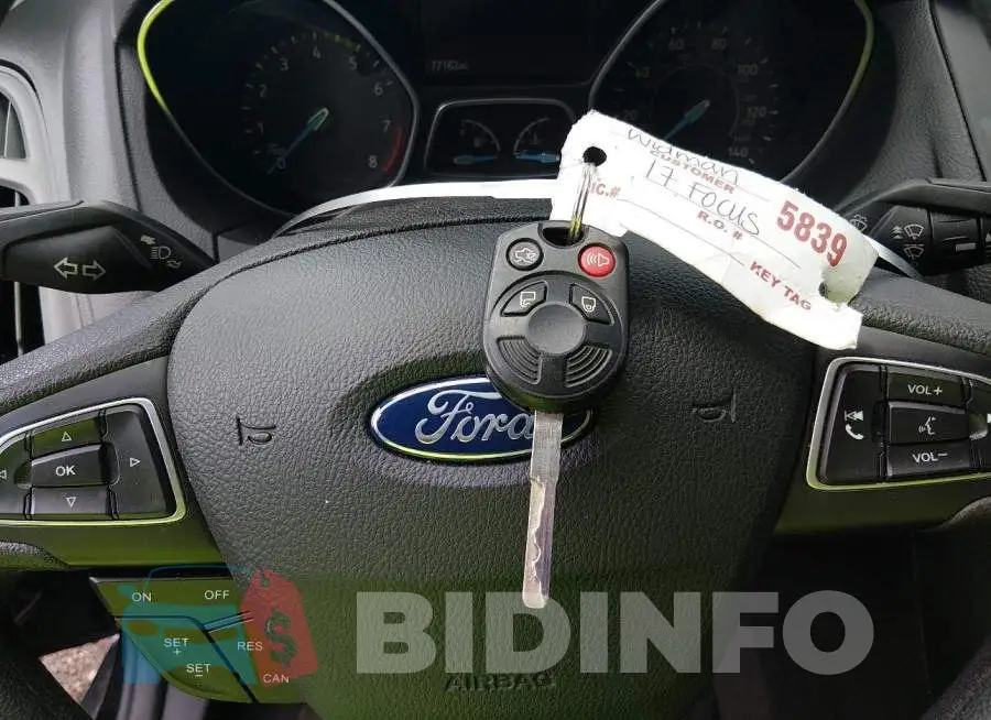 1FADP3FE5HL322456 Photo# 11