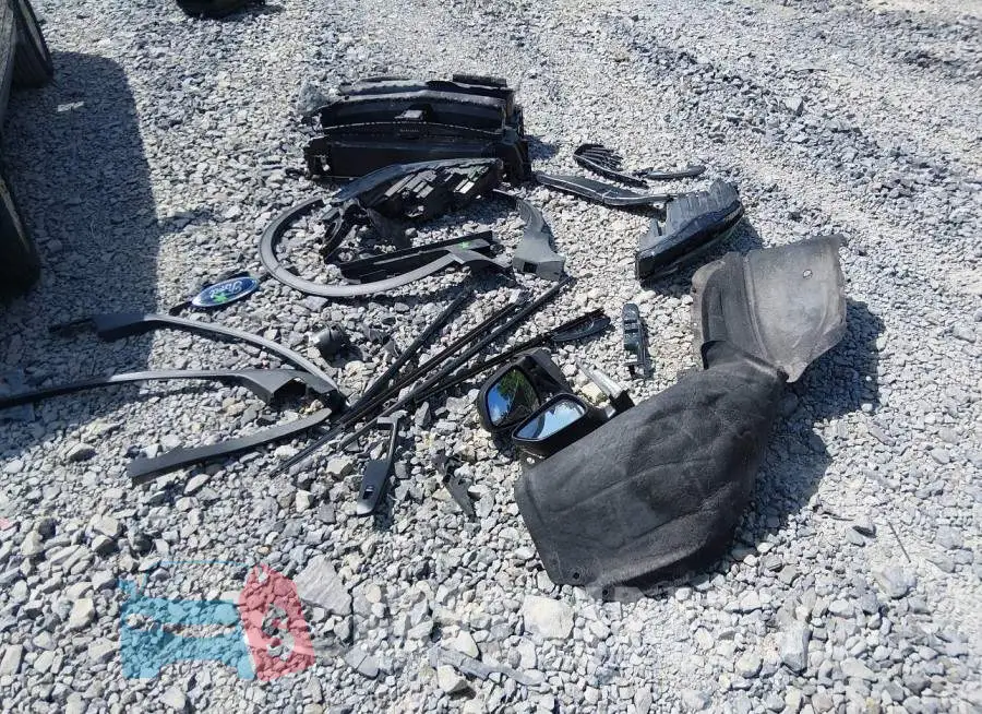 1FMCU0E13RUB04180 Photo# 12