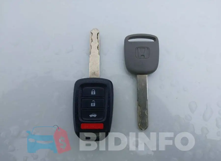 2HGFC2F50GH527043 Photo# 11