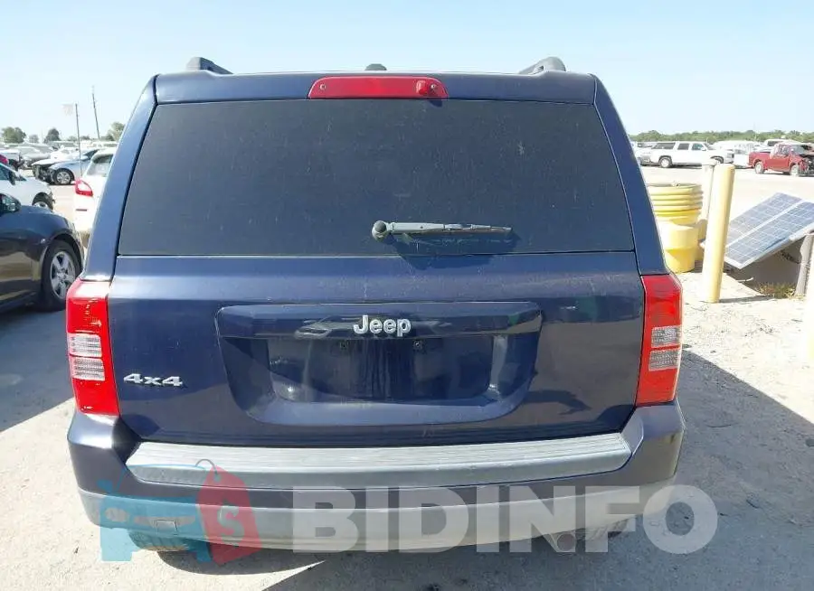 1C4NJRBB4GD522381 Photo# 16