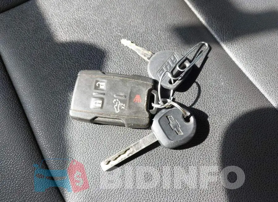 1GC4YLE75PF139680 Photo# 10