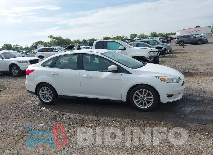 1FADP3F24JL209013 Photo# 13