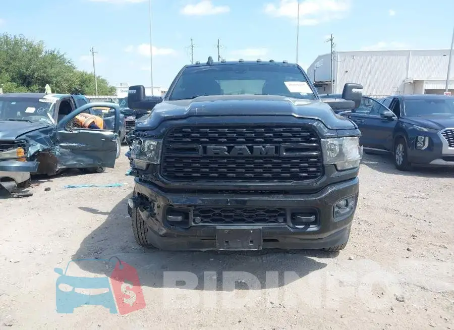 3C63RRHL5PG512808 Photo# 13