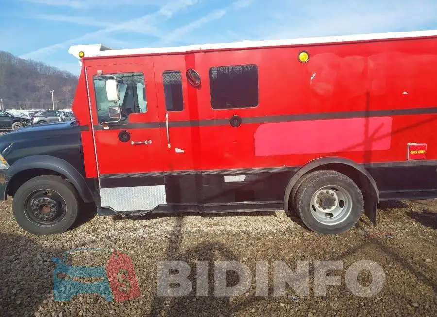 3C7WRMAJ7GG156396 Photo# 3