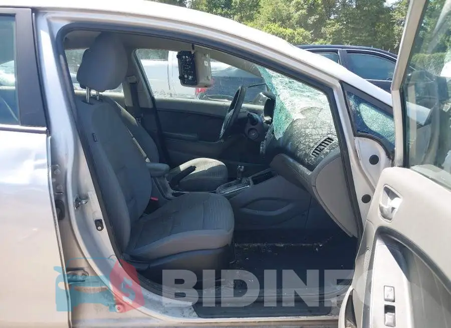 3KPFL4A70HE134126 Photo# 5