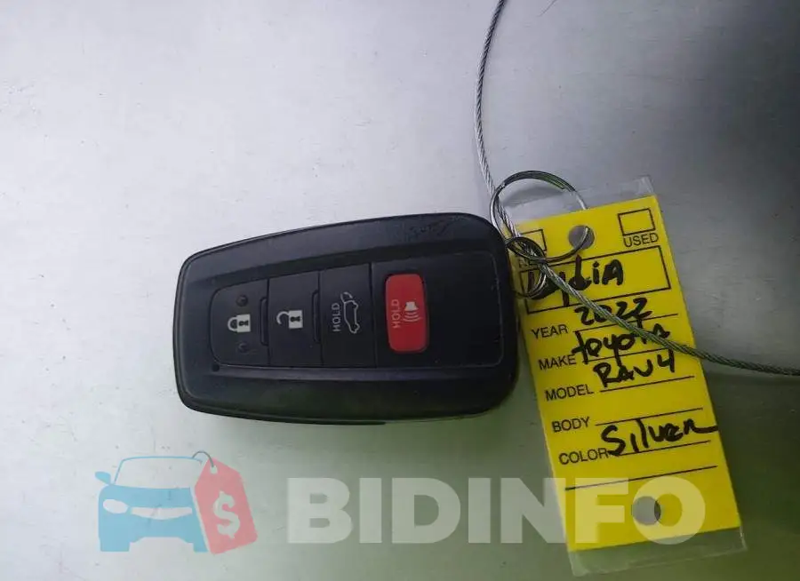 2T3C1RFV3NW209933 Photo# 11