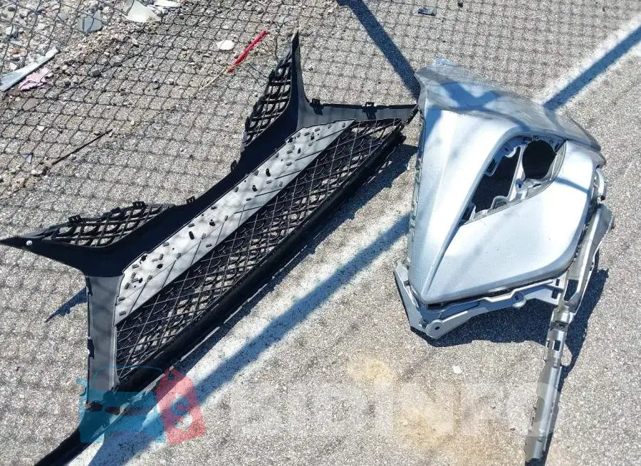 4T1B11HK7JU014887 Photo# 12
